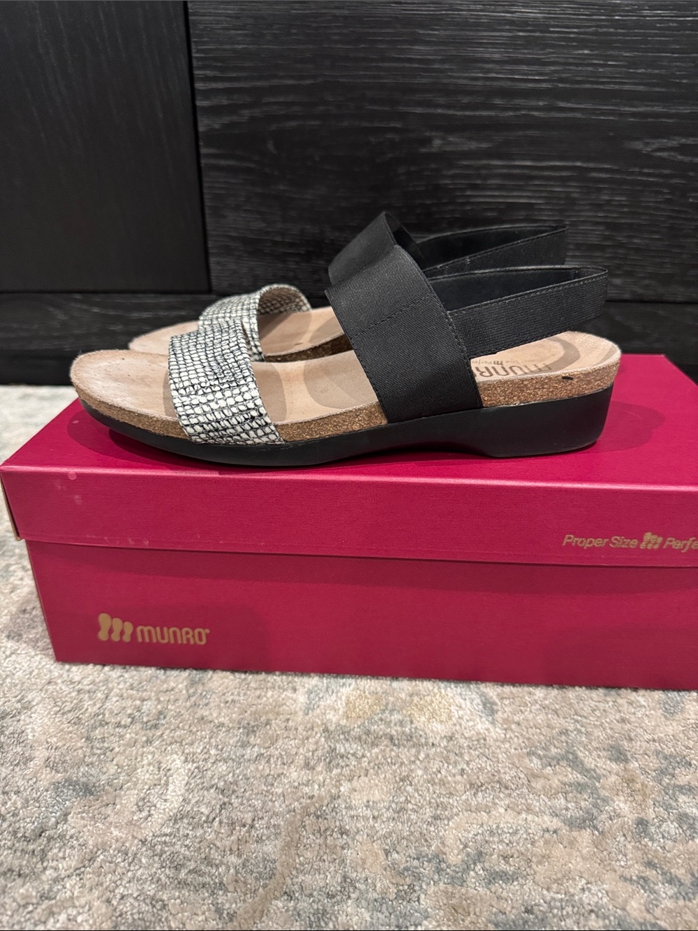 Munro Black Elastic and Silver Textured Slide Sandals - Picture 3 of 6